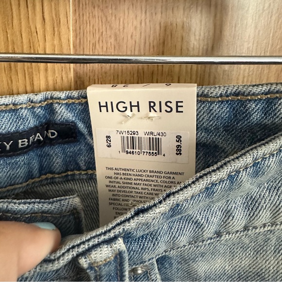 Lucky Brand High Rise Cut Off Jean Shorts BNWT - Picture 6 of 11